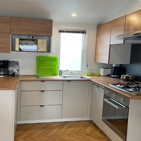 אתר קמפינג Grand Mobil-home Siblu - *